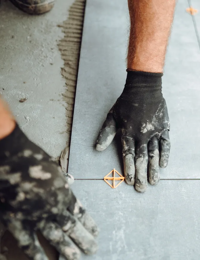 wat doet een gespecialiseerd tegelzet bedrijf precies